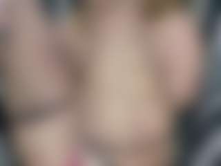 EvelinEve's Live Sex Cam Show