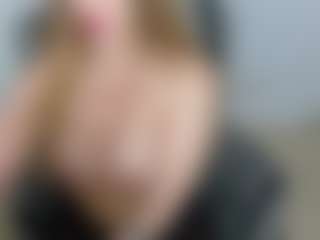 EvelinEve's Live Sex Cam Show