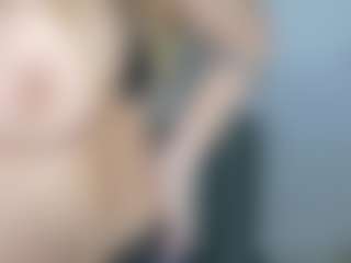 EvelinEve's Live Sex Cam Show