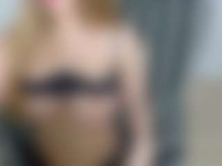 Live cam show with EvelinEve - Sexy on Uber Horny