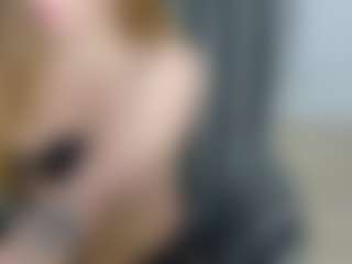 EvelinEve's Live Sex Cam Show
