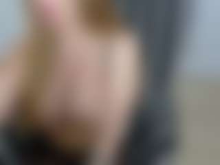 EvelinEve's Live Sex Cam Show