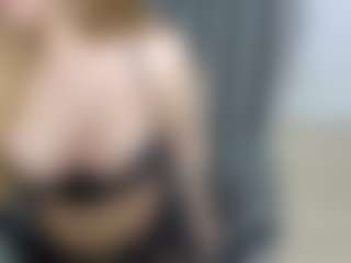 EvelinEve's Live Sex Cam Show