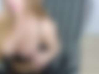 EvelinEve's Live Sex Cam Show