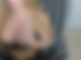 EvelinEve's Live Sex Cam Show