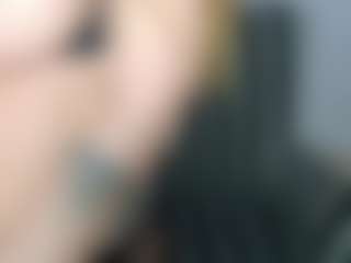 EvelinEve's Live Sex Cam Show