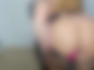 EvelinEve's Live Sex Cam Show