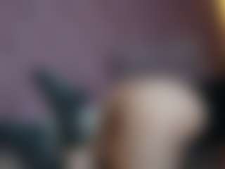 Live cam show with MaiaMini - Tittyfuck on Instabang