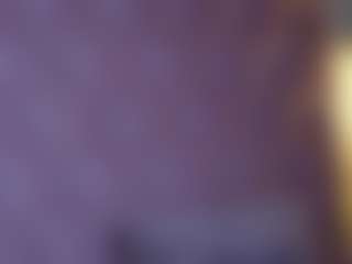 Live cam show with MaiaMini - Spanking on Latina Girls