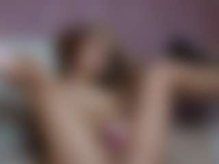Live cam show with MaiaMini - Tittyfuck on dropp.cam