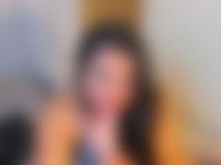 Live cam show with Mia - Colombia on hotwifechat.live