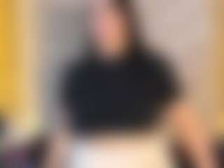 Mia's Live Sex Cam Show