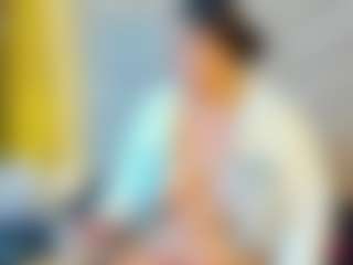 Mia's Live Sex Cam Show