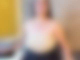 Live cam show with Mia - Young Adult on https://playwithruby.com