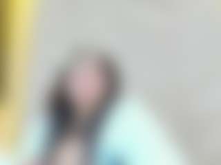 Live cam show with Mia - Average on Dolls Live