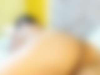Mia's Live Sex Cam Show