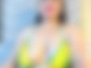 Live cam show with Mia - Bisexual on x69.live