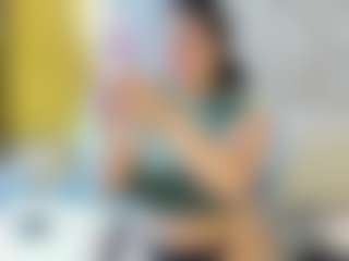 Live cam show with Mia - Cute on Gym Cam Girls
