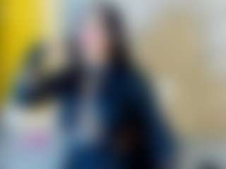 Live cam show with Mia - Shower on liverealitysex.com