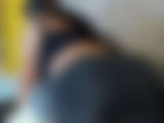 Mia's Live Sex Cam Show