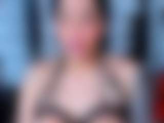 Live cam show with Slave-Aradia - Slap on Camsoda