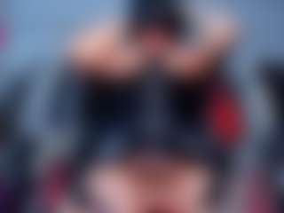 Slave-Aradia's Live Sex Cam Show