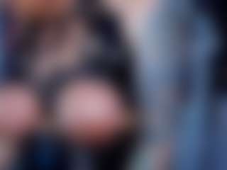 Live cam show with Slave-Aradia - Slave on Cam Slut