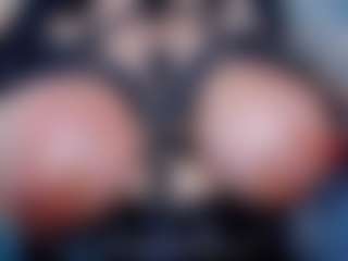 Live cam show with Slave-Aradia - Young Adult on TeamSkeetLive