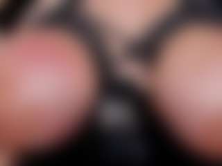 Live cam show with Slave-Aradia - Gape on intimatelivegirls.com
