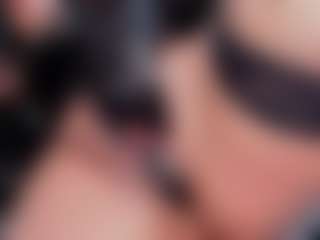Live cam show with Slave-Aradia - Gape on xDating