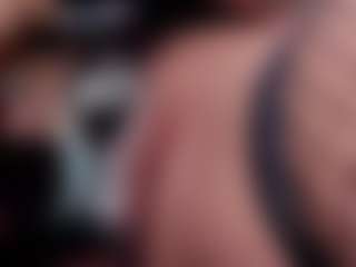 Live cam show with Slave-Aradia - Gape on hotwifechat.live