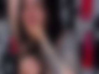 Live cam show with Slave-Aradia - Gape on Fit Hotties