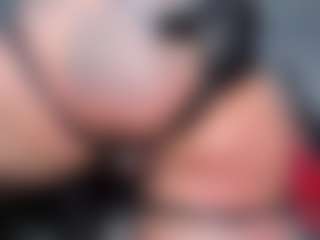 Live cam show with Slave-Aradia - Lactating on madthumbs