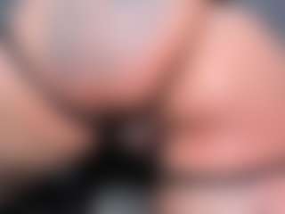 Live cam show with Slave-Aradia - Bdsm on Camsoda