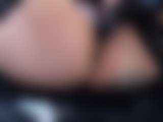 Live cam show with Slave-Aradia - Gray Eyes on Dolls Live