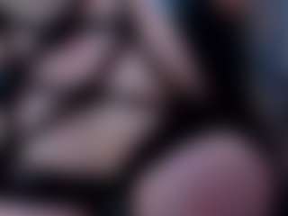 Live cam show with Slave-Aradia - Gape on instabang