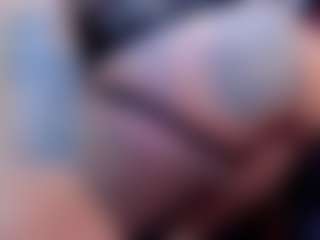 Live cam show with Slave-Aradia - Gray Eyes on SxyPornLive