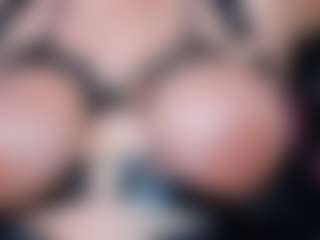 Live cam show with Slave-Aradia - Lactating on Instabang