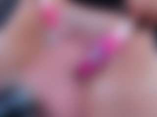 Live cam show with Slave-Aradia - Bdsm Young Adult on CamSodaAdn