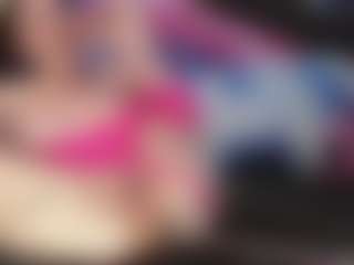 Live cam show with Sweeeets85 - MILF on Streamer API
