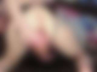 Sweeeets85's Live Sex Cam Show