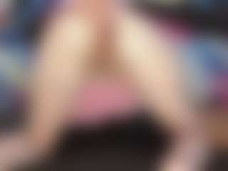 Sweeeets85's Live Sex Cam Show