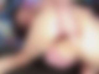 Sweeeets85's Live Sex Cam Show