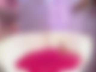 Sweeeets85's Live Sex Cam Show