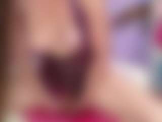 Sweeeets85's Live Sex Cam Show