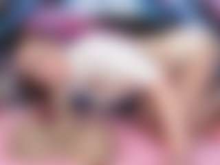 Sweeeets85's Live Sex Cam Show