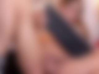 Live cam show with AlexaBravva - Muscular on UwU Esports