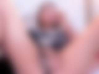 Live cam show with AlexaBravva - Brown Eyes on Camsoda