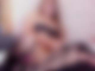 AlexaBravvaとのライブチャットショー - CamsodaのAnal Toys