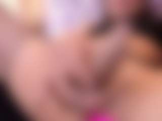 Live cam show with AlexaBravva - Cumshot on Cam Slut
